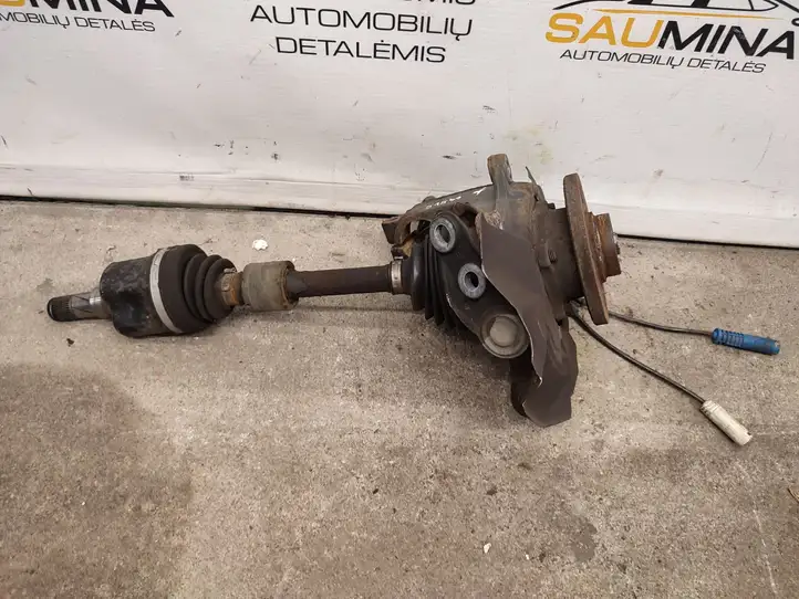 Mini One Cooper Coupe R56 (2004 - 2014) Передний поворотный кулак — фото 1