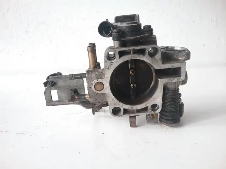Opel Astra G (1998 - 2004) 90528710 Дроссельная заслонка — фото 2
