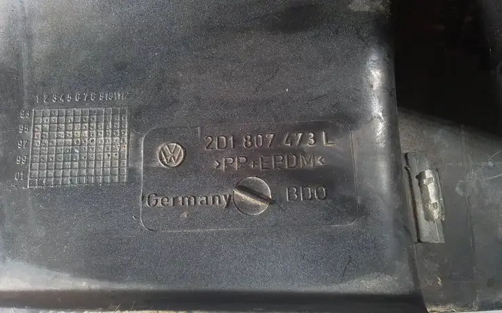 Volkswagen II LT (1996 - 2007) 2D1807473L Угловая часть заднего бампера — фото 3