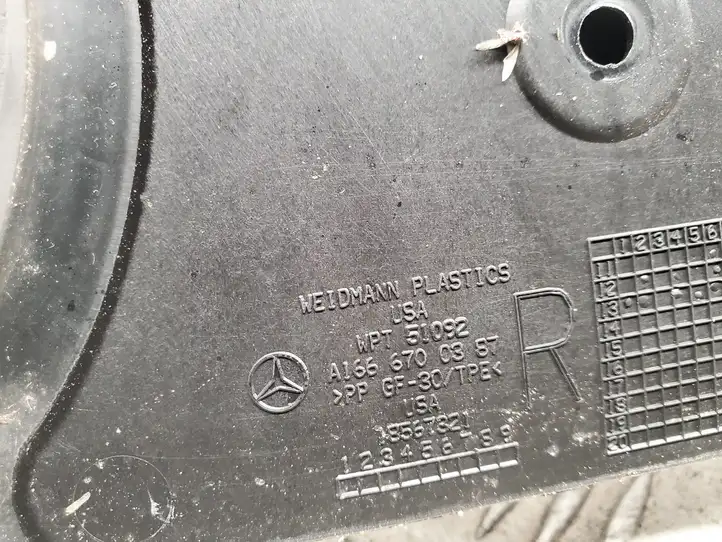 Mercedes-Benz GL X166 (2013 - 2019) A1666700150 Заднее боковое стекло — фото 7
