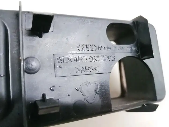 Audi A6 S6 C5 4B (1997 - 2001) 4B0863300B Прочие детали салона — фото 3