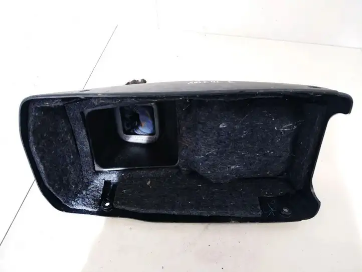Toyota Avensis Verso (2001 - 2004) 5884244010 Прочие детали салона — фото 2