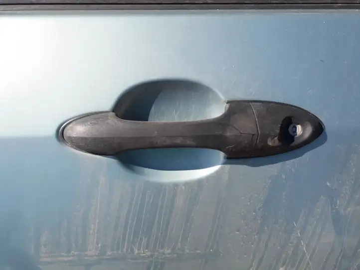 Ford Focus (1998 - 2004) Наружная ручка двери — фото 2