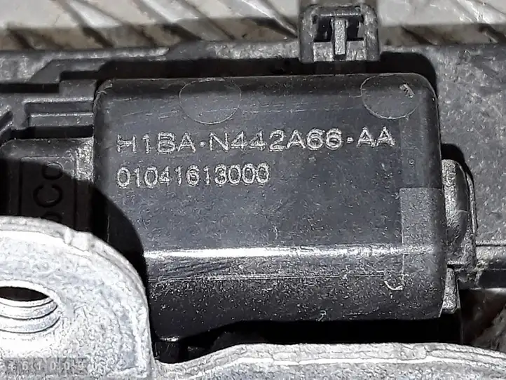 Ford Fiesta (2017 - ) h1ban442a66aa Замок крышки багажника — фото 5