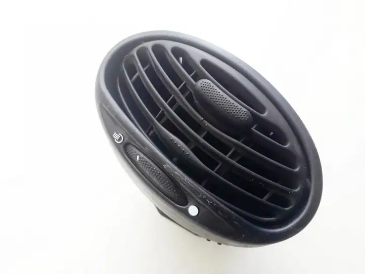Ford Focus (1998 - 2004) 98ab19893bjw Центральный воздушный дефлектор — фото 1