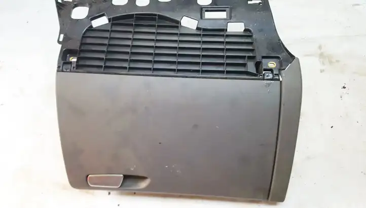 Audi A5 8T 8F (2007 - 2011) 8k2857035 Вещевой ящик — фото 1