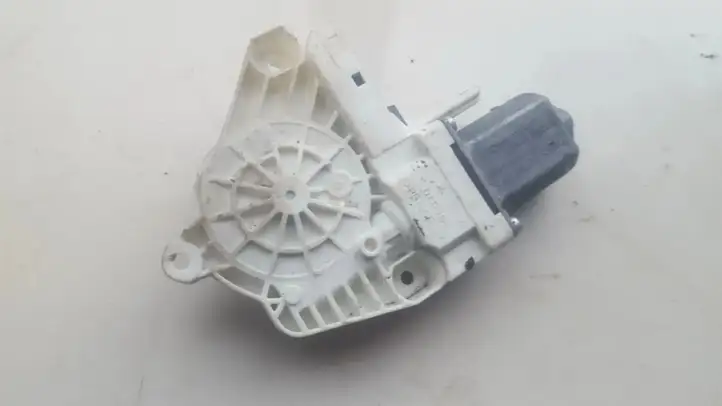 Audi A4 S4 B8 8K (2007 - 2011) 8K0959811A Стеклоподъемник задней двери — фото 1