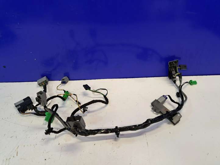 31374415 Volvo S60 AUX jungtis