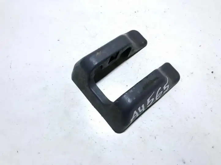 Toyota RAV 4 (XA20) (2000 - 2005) 7215942010 Прочие детали салона — фото 1