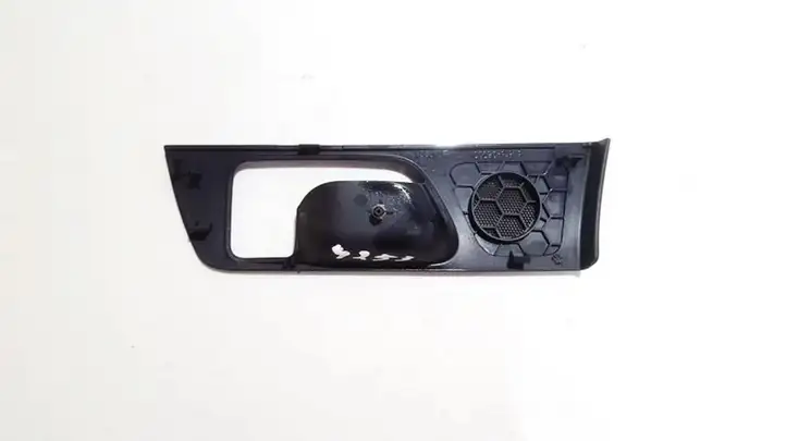 Toyota Avensis T250 (2006 - 2009) 6761805030 Прочие детали салона — фото 2