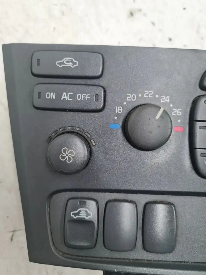 Volvo V70 (2000 - 2004) 7923 Блок управления климат-контролем — фото 3