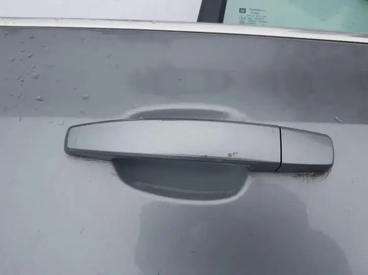 Opel Insignia A (2008 - 2017) Наружная ручка двери — фото 1
