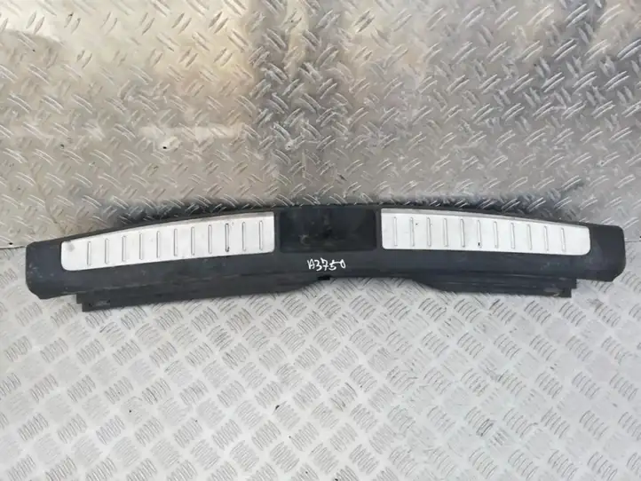 Toyota Avensis T250 (2003 - 2006) 5838705090 Прочая отделка багажника — фото 1