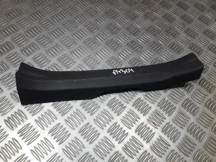Toyota Auris 150 (2006 - 2012) 6791702060 Прочие детали салона — фото 1