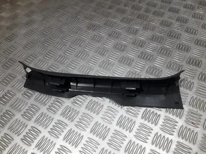Toyota Auris 150 (2006 - 2012) 6791702060 Прочие детали салона — фото 2