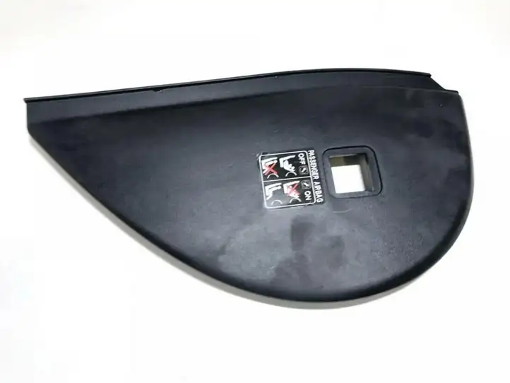Toyota Avensis T270 (2009 - 2012) 5531805020 Прочие детали салона — фото 1