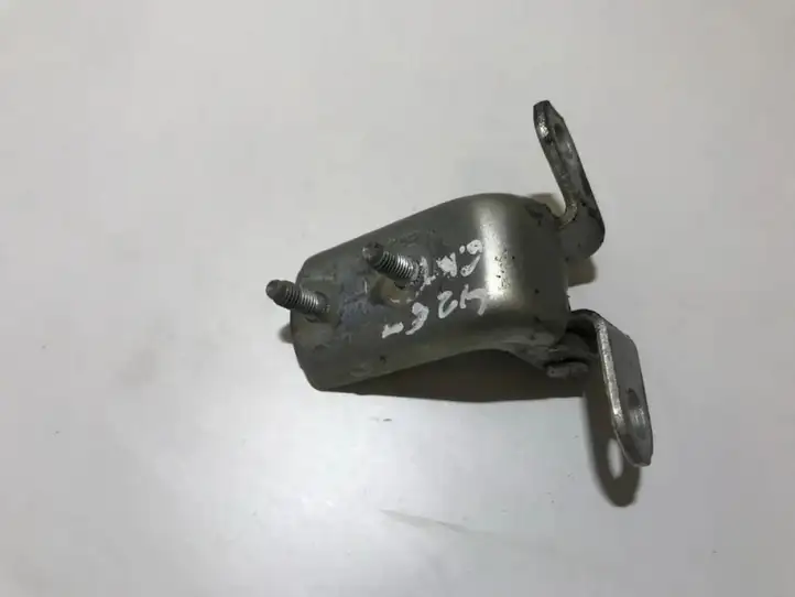 Toyota RAV 4 (XA20) (2000 - 2005) Нижняя петля задней двери — фото 2