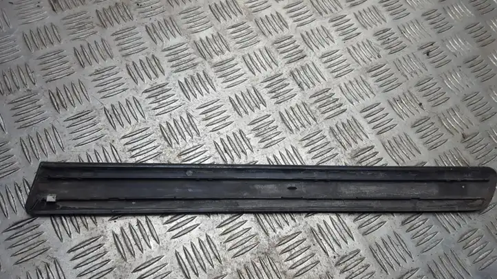 Opel Astra G (1998 - 2004) 90587374 Молдинги задней двери — фото 2