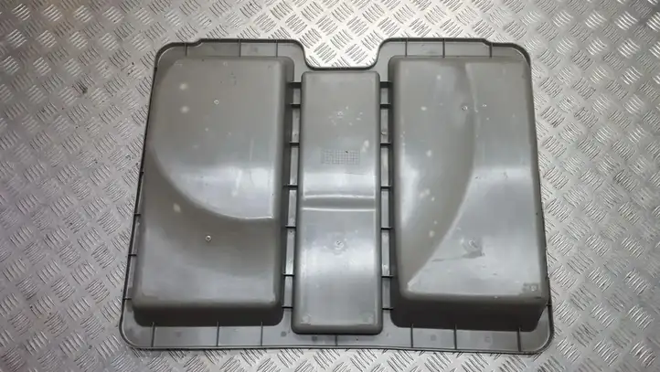 Hyundai Santa Fe (2000 - 2005) 8577526000 Прочие детали салона — фото 2