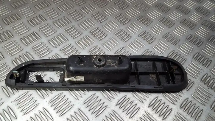 Toyota Avensis T220 (2000 - 2003) 7425105030 Прочие детали салона — фото 2