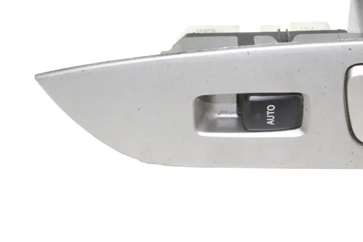 Lexus RX 330 - 350 - 400H (2006 - 2009) 7427048120 Блок кнопок стеклоподъемников — фото 3