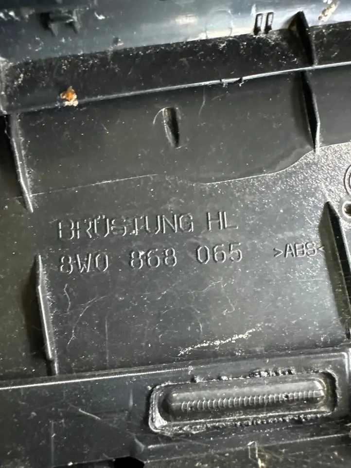 Audi A4 S4 B9 (2015 - 2019) 8W0868065 Обшивка задней двери — фото 4