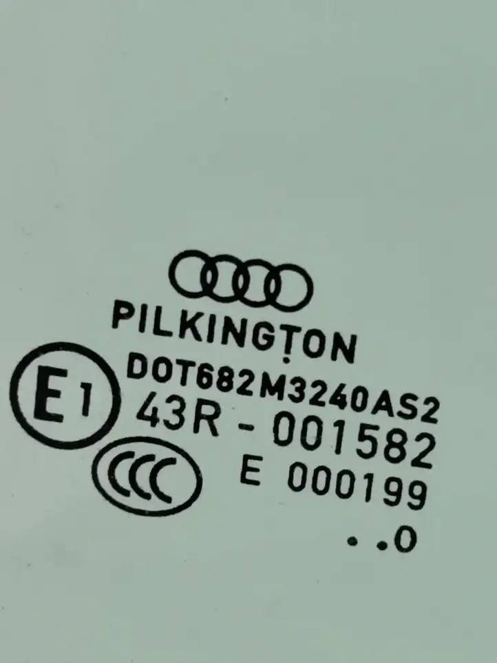 Audi A4 S4 B8 8K (2007 - 2011) E143R001582 Стекло передней двери — фото 3