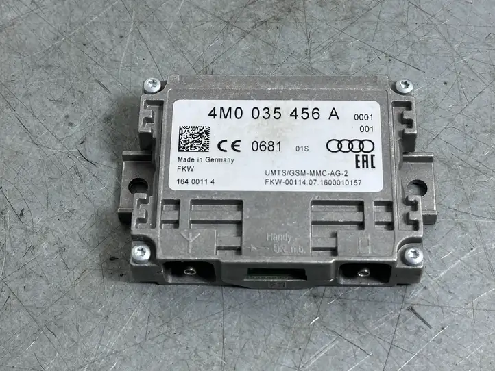 Audi A3/S3 8V (2016 - 2020) 4M0035456A Усилитель антенны — фото 1