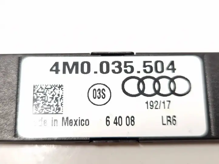 Audi A4 S4 B9 (2015 - 2019) 4M0035504 Усилитель антенны — фото 5