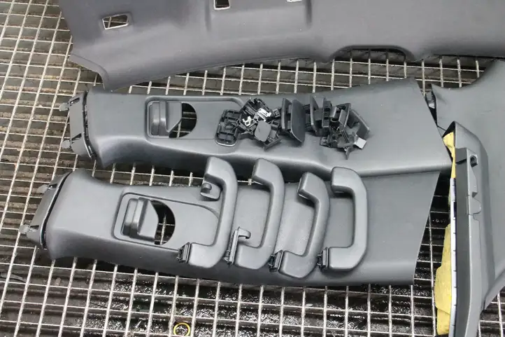 Mercedes-Benz A W176 (2012 - 2018) Комплект потолочной обшивки — фото 7