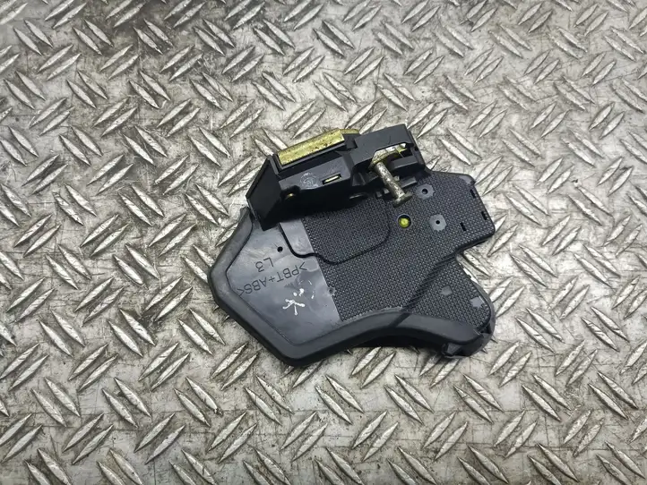 Toyota Corolla Verso E121 (2001 - 2004) Замок задней двери — фото 2