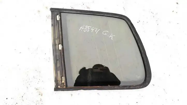 Volkswagen Touran I (2003 - 2010)   Заднее боковое стекло кузова