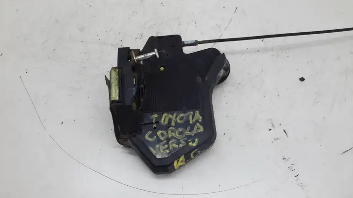 Toyota Corolla Verso E121 (2001 - 2004) 31015015 Замок задней двери — фото 1