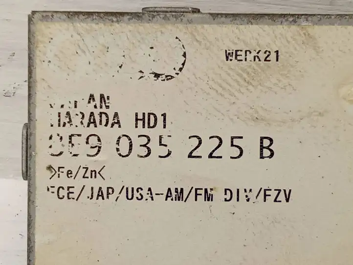 Audi A4 S4 B6 8E 8H (2000 - 2006) 8E9035225B Усилитель антенны — фото 5