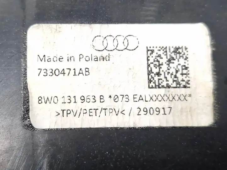 Audi A4 S4 B9 (2015 - 2019) 8W0131963B Заливная трубка AdBlue — фото 7