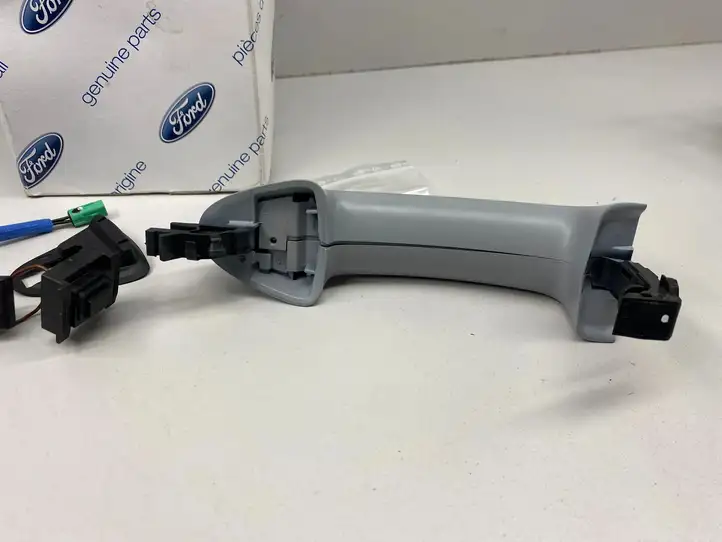 Ford Ecosport (2013 - 2018) AV11R22404BBXWAA Наружная ручка двери — фото 3