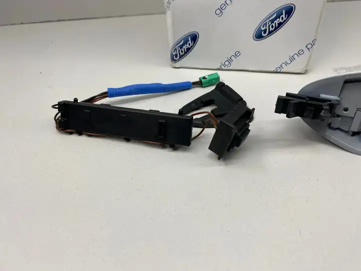 Ford Ecosport (2013 - 2018) AV11R22404BBXWAA Наружная ручка двери — фото 4