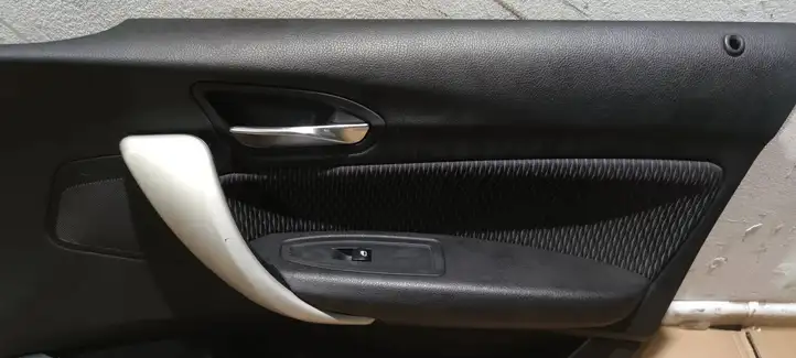 BMW 1 F20 F21 (2011 - 2019) 51417240404 Обшивка передней двери — фото 4