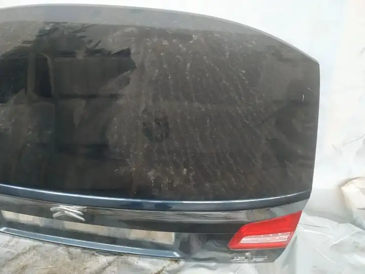 Citroen C5 (2008 - 2017) melynas Крышка багажника — фото 3