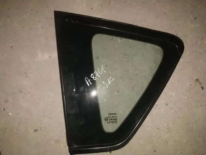 Toyota Corolla Verso AR10 (2004 - 2009) Заднее боковое стекло — фото 2