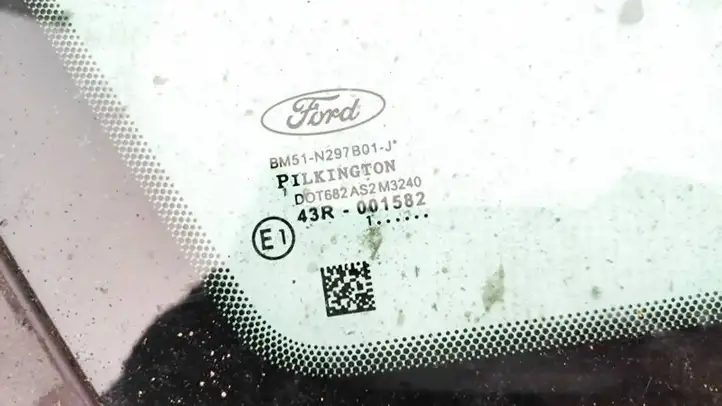 Ford Focus (2011 - 2015) BM51N297B01J Заднее боковое стекло — фото 2