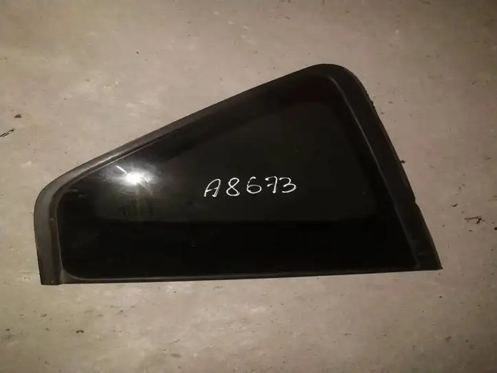 Toyota Corolla Verso AR10 (2004 - 2009) Заднее боковое стекло — фото 1