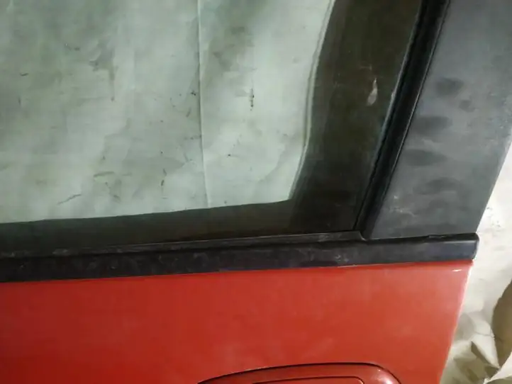 Fiat Punto (188) (1999 - 2010) Накладка стекла передней двери — фото 2