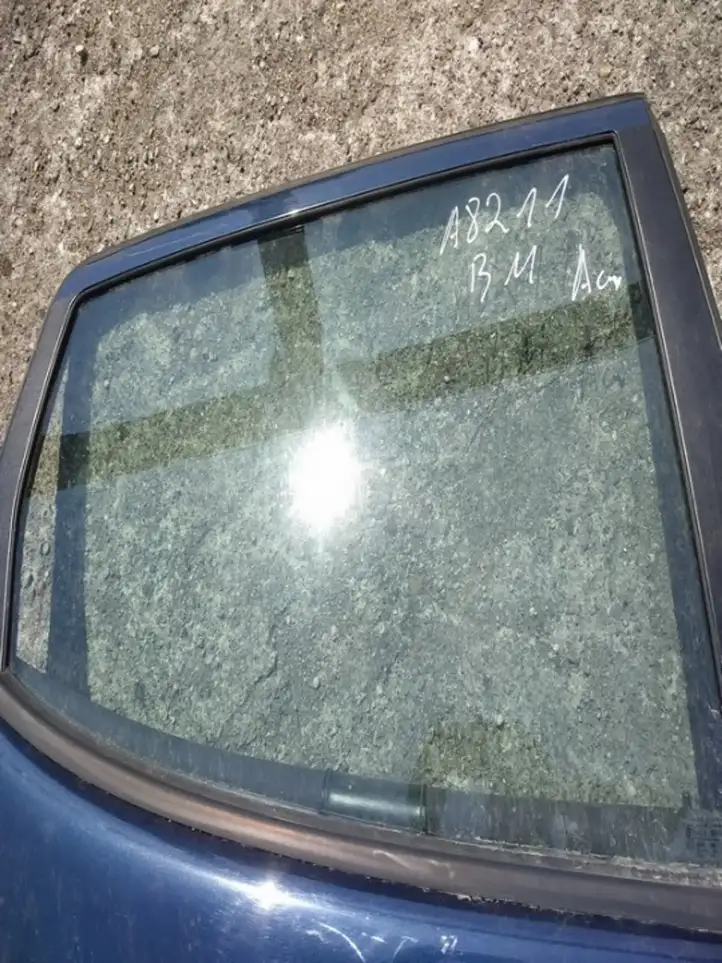 Mercedes-Benz A W168 (1997 - 2004) Стекло задней двери — фото 2
