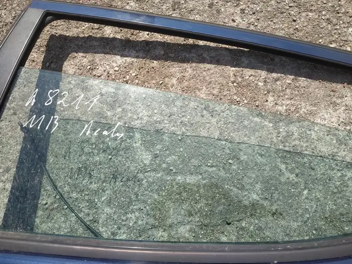 Mercedes-Benz A W168 (1997 - 2004) Стекло задней двери — фото 2