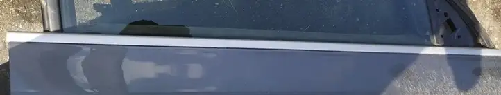 Porsche Cayenne (9PA) (2002 - 2010) Накладка стекла передней двери — фото 1