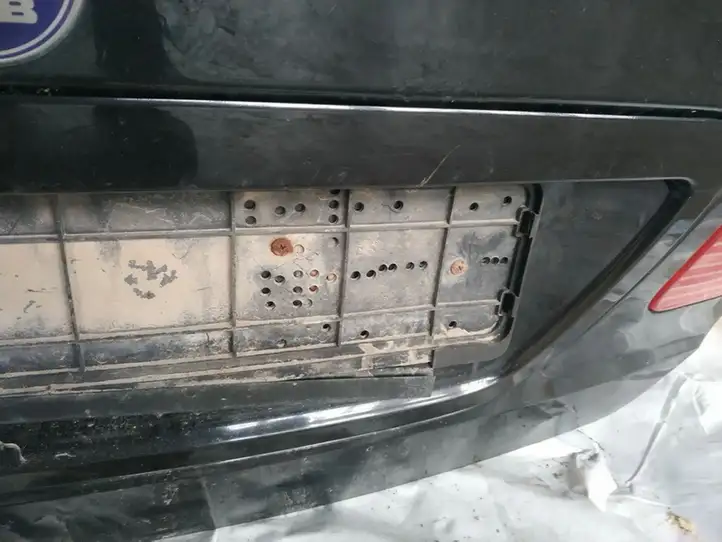 Saab 9-5 (1998 - 2005) Подсветка номера — фото 3