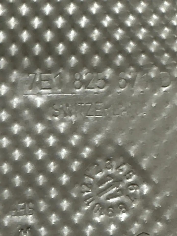 Volkswagen Transporter - Caravelle T6 (2015 - 2022) 7E1825671D Прочие детали днища — фото 3