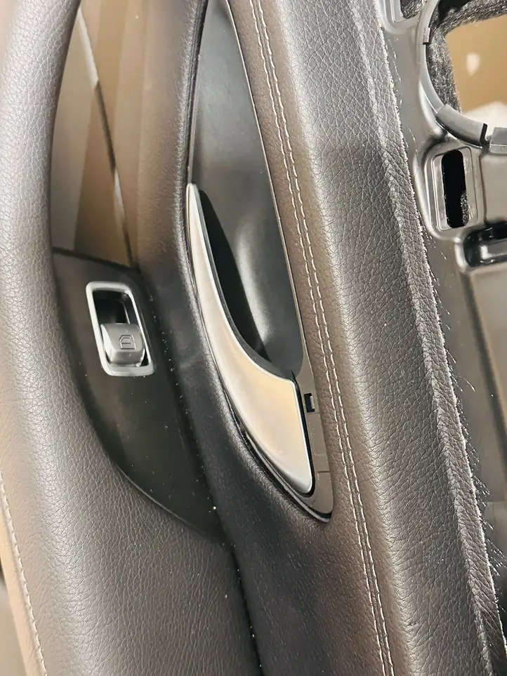 Mercedes-Benz E W213 (2016 - ) A2137300600 Обшивка задней двери — фото 2