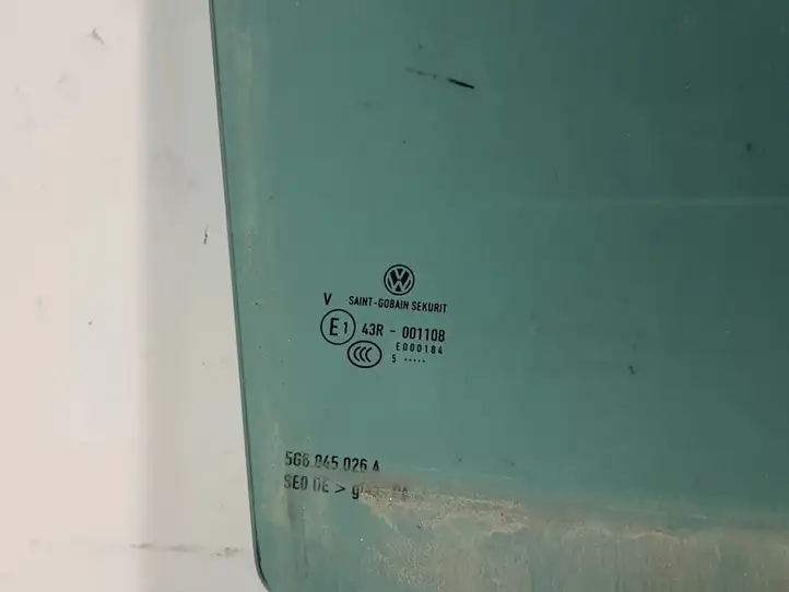 Volkswagen Golf VII (2013 - 2019) 5G6845026A Стекло задней двери — фото 2